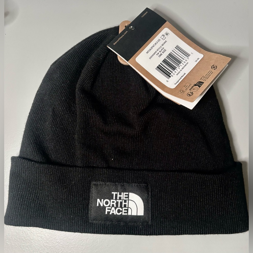 NWT THE NORTH FACE Dock Worker Recycled Black Beanie